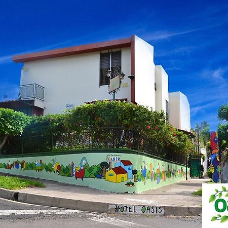 Hotel Oasis San Salvador Exterior foto